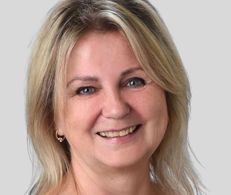 Juhász Emília